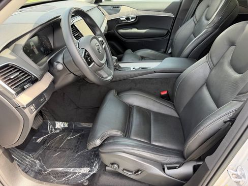 Certified 2022 Volvo XC90 T6 Inscription w/ Advanced Package image 3