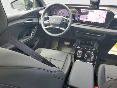 New 2027 Audi Q6 e-tron Premium AWD/4WD image 11