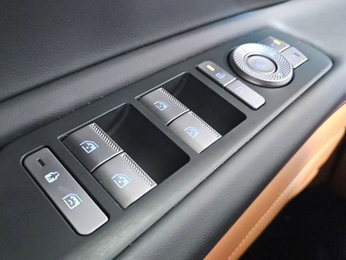 Used 2025 Genesis GV80 2.5T Prestige image 19