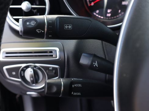 Used 2018 Mercedes-Benz C 300 Sedan image 21