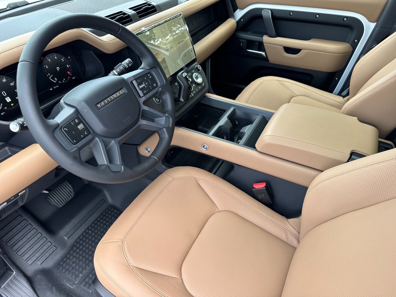 New 2026 Land Rover Defender 110 S AWD/4WD image 10