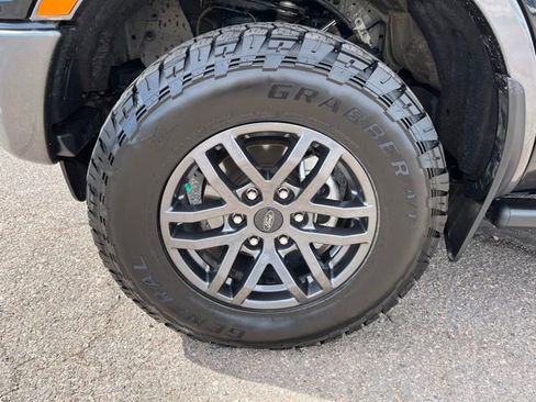 Used 2021 Ford Ranger Lariat w/ Tremor Off-Road Package image 11