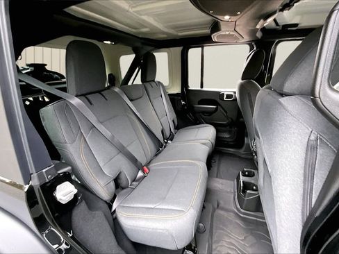 New 2026 Jeep Wrangler Unlimited Sport AWD/4WD image 19