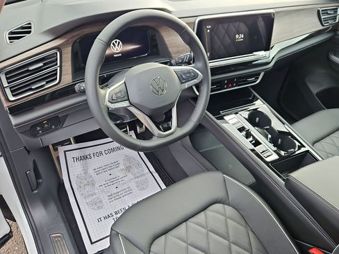 New 2026 Volkswagen Atlas SEL Premium R-Line AWD/4WD image 12
