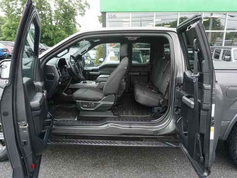Used 2018 Ford F150 XLT w/ Equipment Group 302A Luxury AWD/4WD image 11