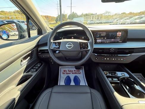 Certified 2025 Nissan Murano SL image 25