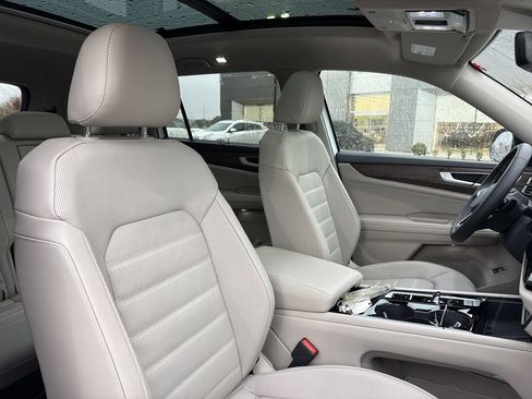 New 2026 Volkswagen Atlas SEL image 21