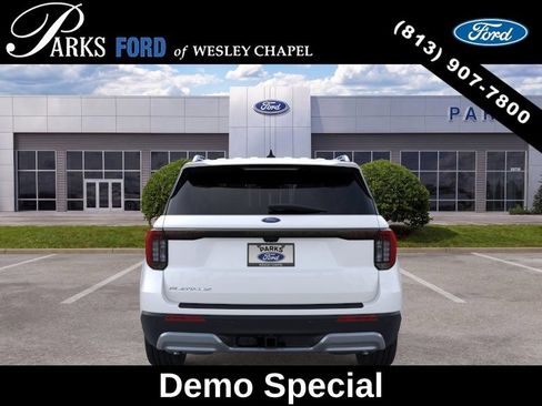 New 2026 Ford Explorer Platinum RWD image 5