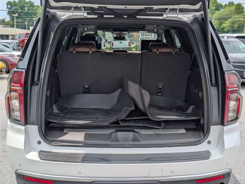 Used 2023 Chevrolet Tahoe High Country w/ Advanced Technology Package AWD/4WD image 16