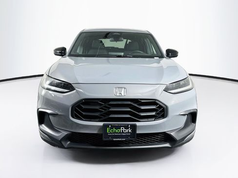 Used 2025 Honda HR-V Sport image 2