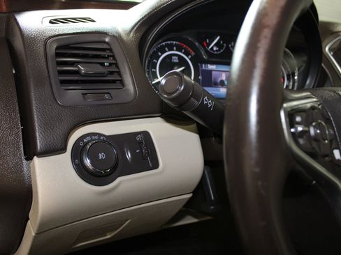 Used 2014 Buick Regal FWD image 18