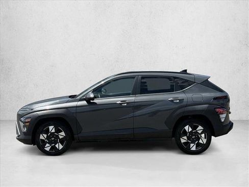 Certified 2025 Hyundai Kona SEL FWD image 8