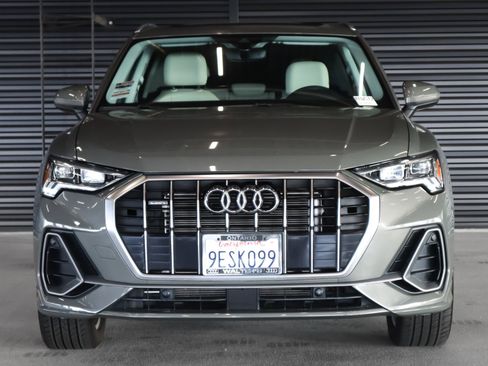 Used 2023 Audi Q3 2.0T Premium w/ Convenience Package image 13