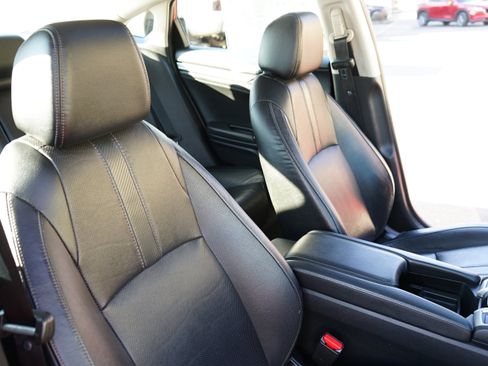 Used 2016 Honda Civic Touring image 30