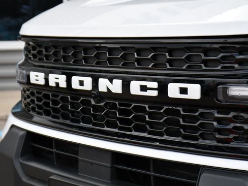 Used 2025 Ford Bronco Sport Outer Banks w/ Outer Banks Tech Package+ image 41