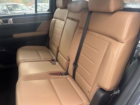 New 2025 Hyundai Santa Fe Limited image 21