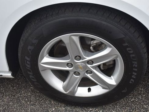 Used 2022 Chevrolet Malibu LS image 11