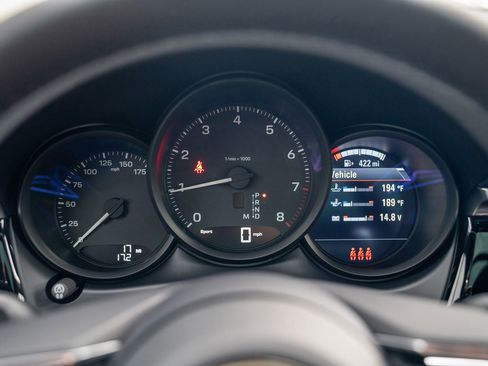 New 2026 Porsche Macan AWD/4WD image 15