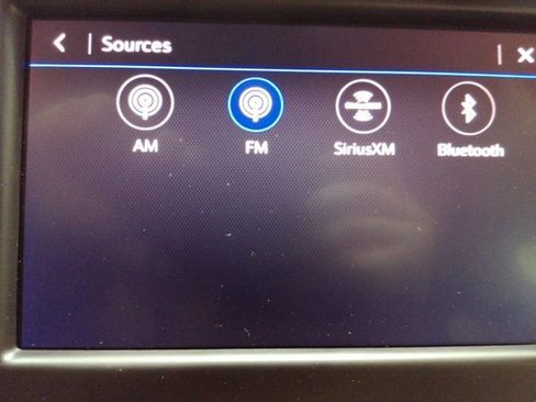 Used 2022 Chevrolet Equinox LT image 32