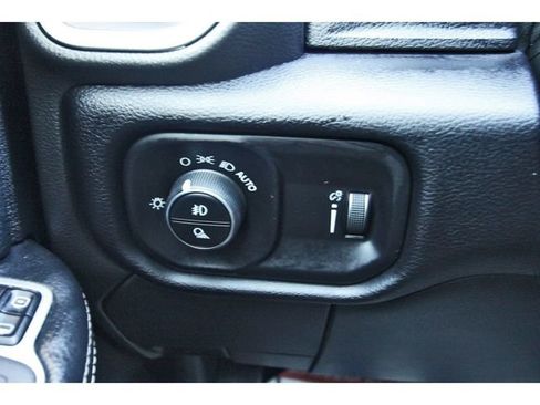 Used 2024 RAM 3500 Big Horn w/ Night Edition AWD/4WD image 19