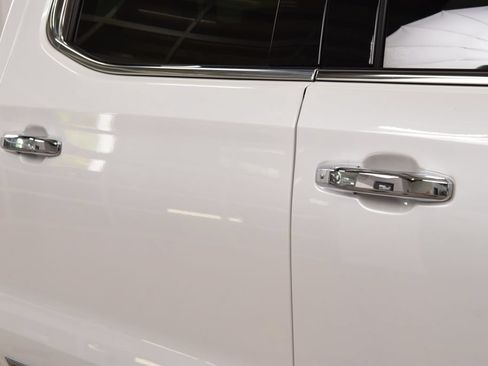 Used 2024 Chevrolet Silverado 1500 High Country AWD/4WD image 19