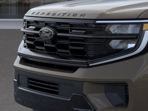 New 2026 Ford Expedition Platinum w/ Stealth Appearance Package image 17