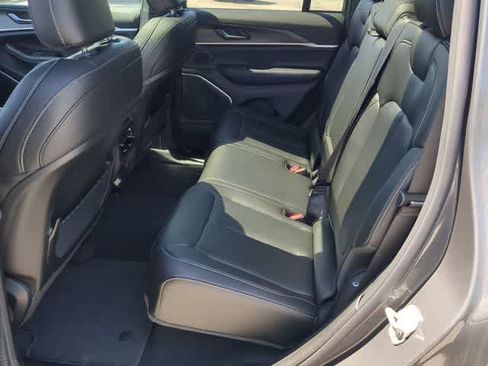 New 2026 Jeep Grand Cherokee Limited AWD/4WD image 21