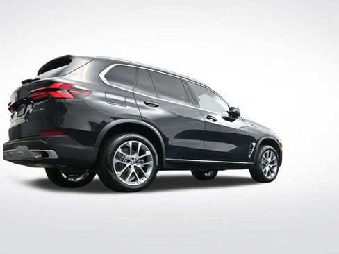 Used 2025 BMW X5 xDrive50e image 32