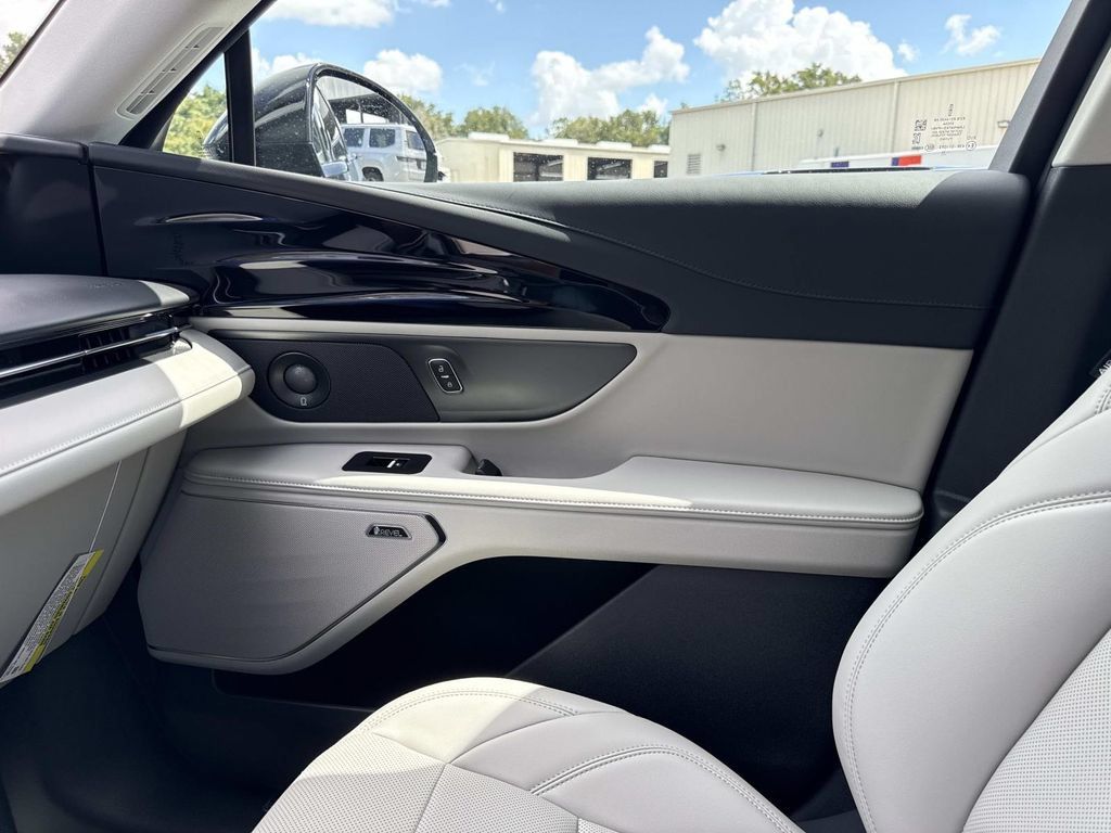 New 2026 Lincoln Nautilus Premier w/ Equipment Group 102A AWD/4WD image 22