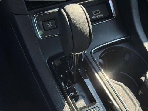 Certified 2025 Subaru Ascent Bronze Edition image 20