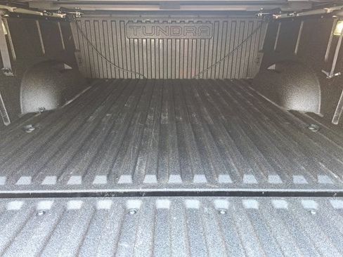 Used 2024 Toyota Tundra Platinum AWD/4WD image 31
