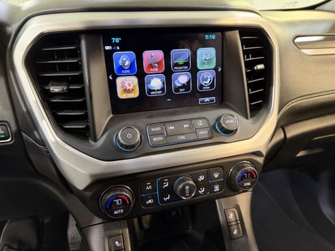 Used 2019 GMC Acadia SLT image 18