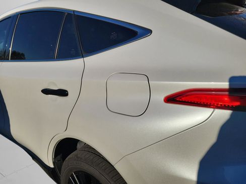 Certified 2023 Toyota Venza XLE image 11