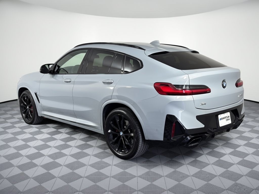 Certified 2025 BMW X4 M40i w/ Premium Package AWD/4WD image 3