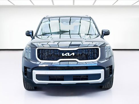 Used 2025 Kia Telluride EX w/ EX Captain's Chair Package FWD image 2