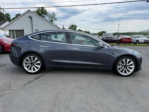 Used 2018 Tesla Model 3 Long Range AWD/4WD image 6