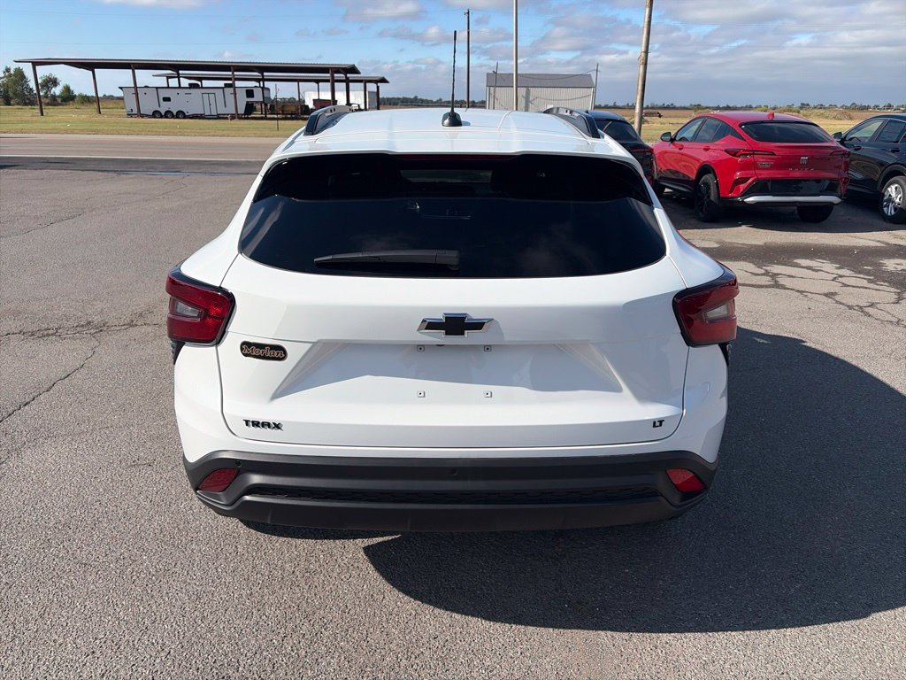 New 2026 Chevrolet Trax LT w/ Driver Confidence Package FWD image 5