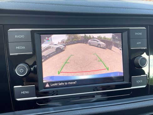 Certified 2023 Volkswagen Jetta S FWD image 21