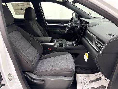 New 2026 GMC Terrain Elevation image 9