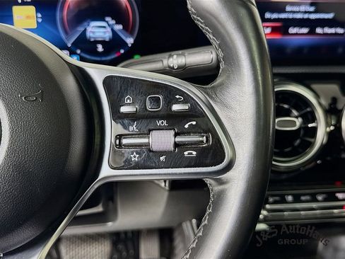 Used 2020 Mercedes-Benz A 220 4MATIC image 14