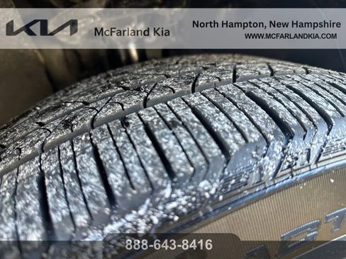 Used 2025 Kia Sorento SX image 31