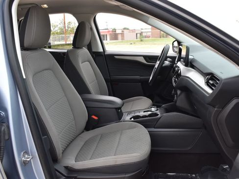 Used 2022 Ford Escape SE w/ SE Sport Appearance Package AWD/4WD image 32