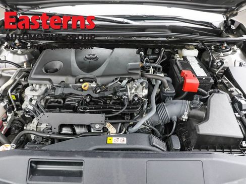 Used 2024 Toyota Camry SE FWD image 7