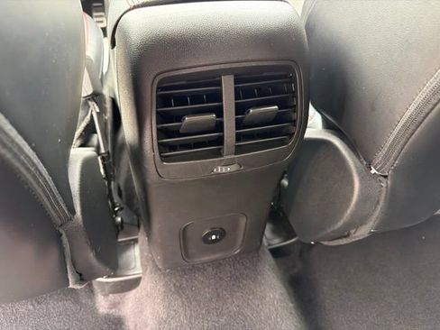 Certified 2024 Ford Escape ST-Line AWD/4WD image 18