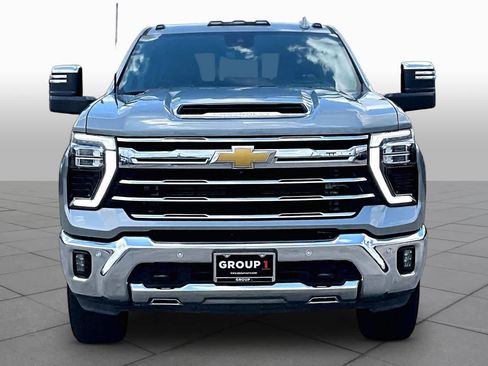 Used 2024 Chevrolet Silverado 2500 LTZ w/ LTZ Texas Edition AWD/4WD image 4