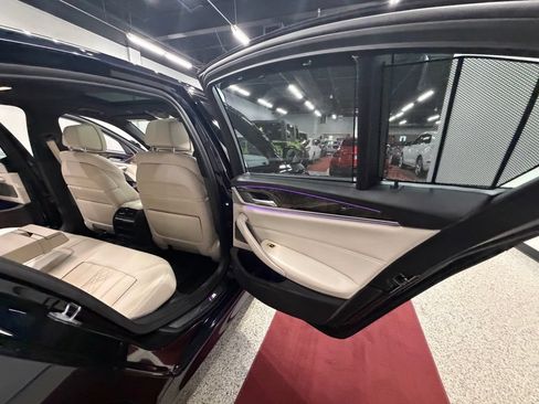 Used 2019 BMW 540i xDrive w/ M Sport Package AWD/4WD image 33