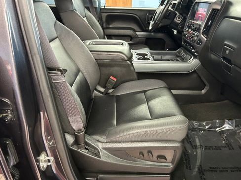 Used 2015 GMC Sierra 1500 SLT w/ All-Terrain Package image 10