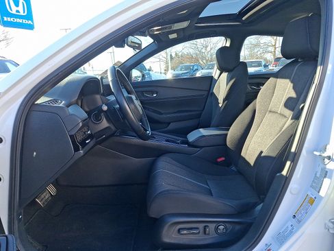Used 2024 Honda Accord Sport image 13