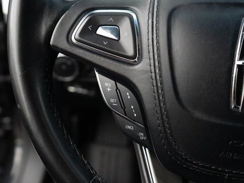 Used 2020 Lincoln MKZ image 23