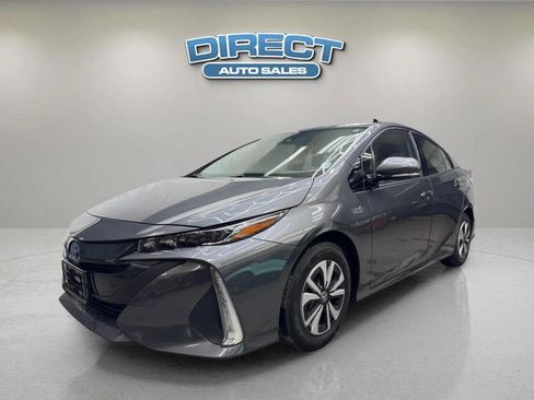 Used 2017 Toyota Prius Prime Plus image 3